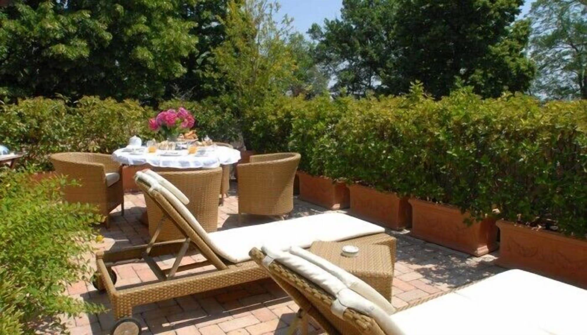 Hotel Torre Di San Martino Gazzola Di Rivalta Ngoại thất bức ảnh