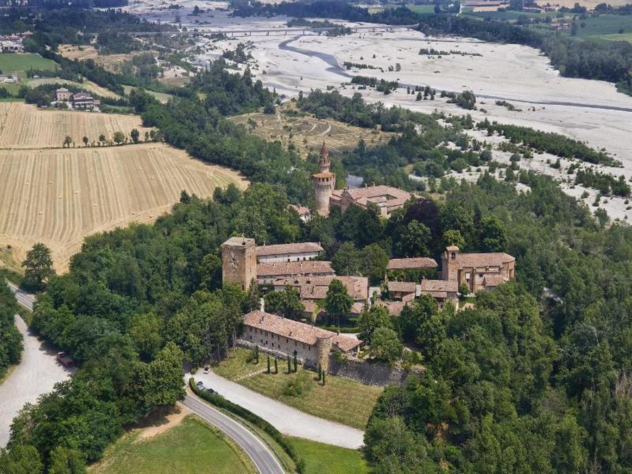 Hotel Torre Di San Martino Gazzola Di Rivalta Ngoại thất bức ảnh